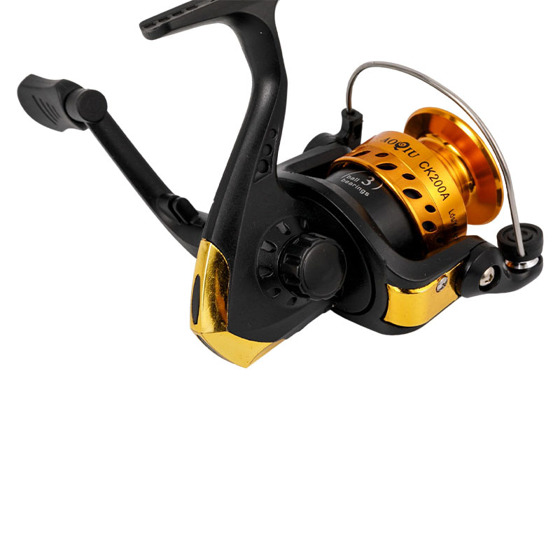 Mini carretéis de roda de pesca no gelo em alto mar